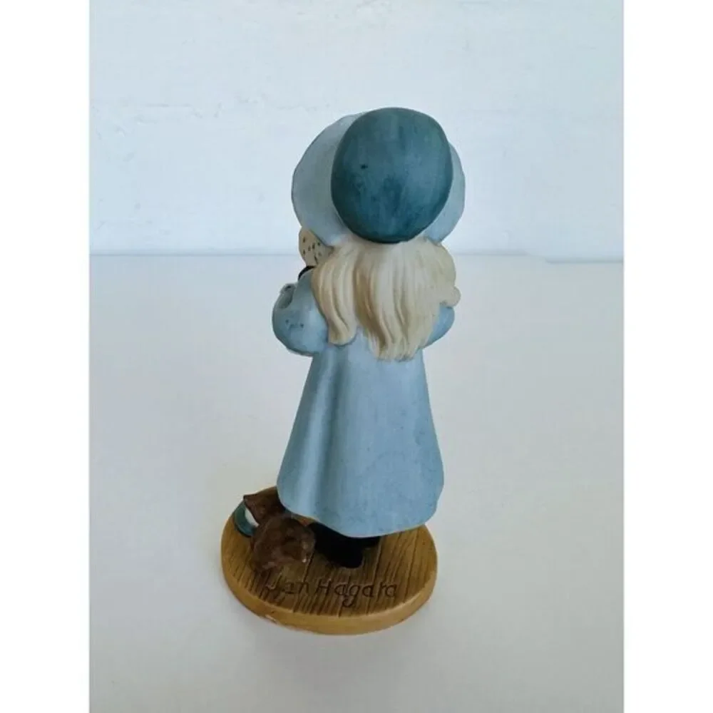 Porcelain Stacy Figurine Holding Doll Cat Drinking Milk Jan Hagara Limited #2657